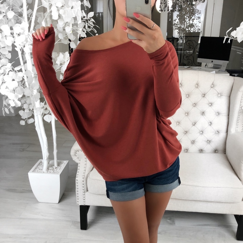 Ekattire Off-Shoulder Rust Top - Picture 2 of 6